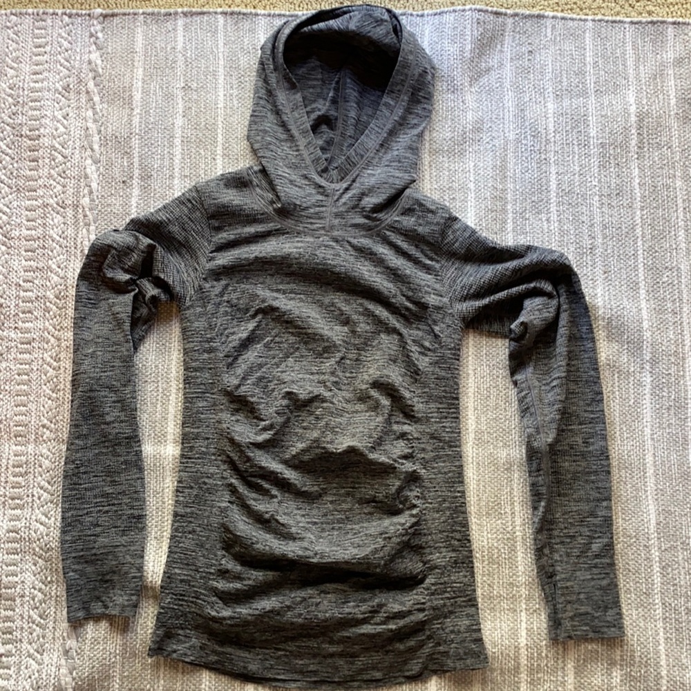 Athleta L/S technical top w hood SZ XL